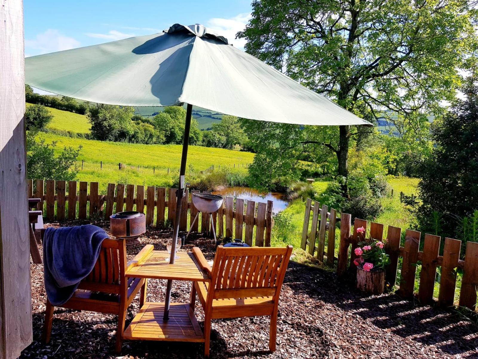 Eco Accommodation Cornflower Holiday Craven Arms Exteriör bild
